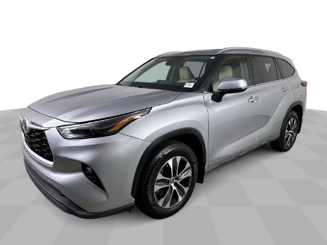 Used 2023 Toyota Highlander XLE