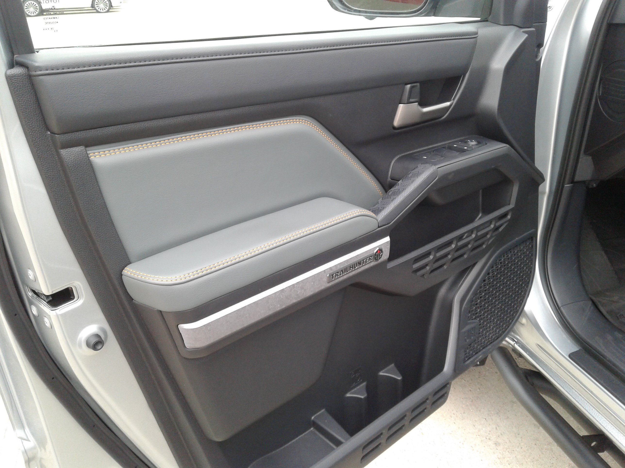 Used 2024 Toyota Tacoma 4x4 Double Cab Hybrid image 15