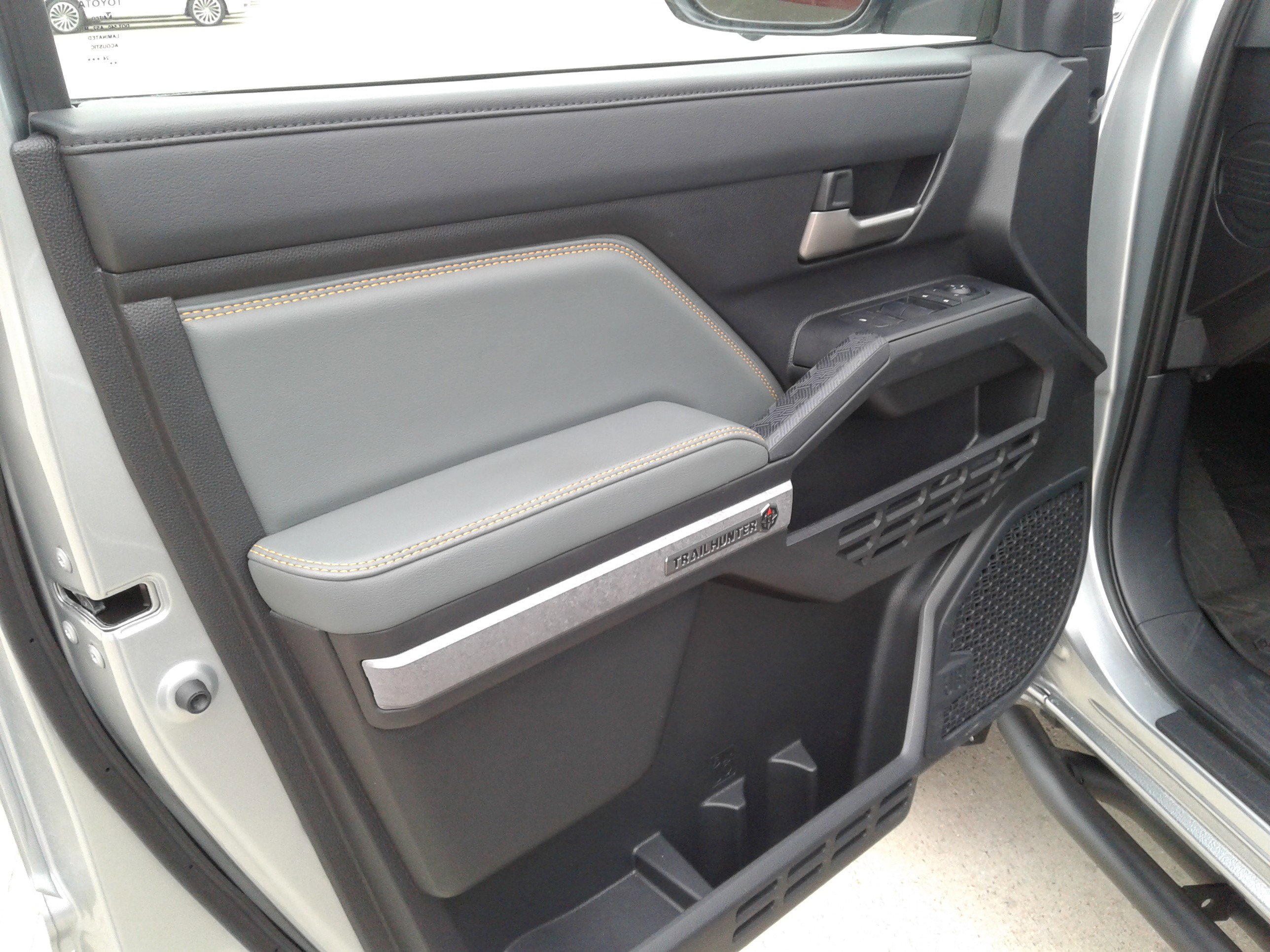 Used 2024 Toyota Tacoma 4x4 Double Cab Hybrid image 15