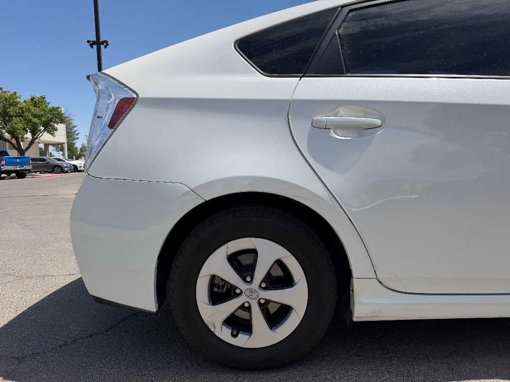 Used 2012 Toyota Prius Two FWD image 6