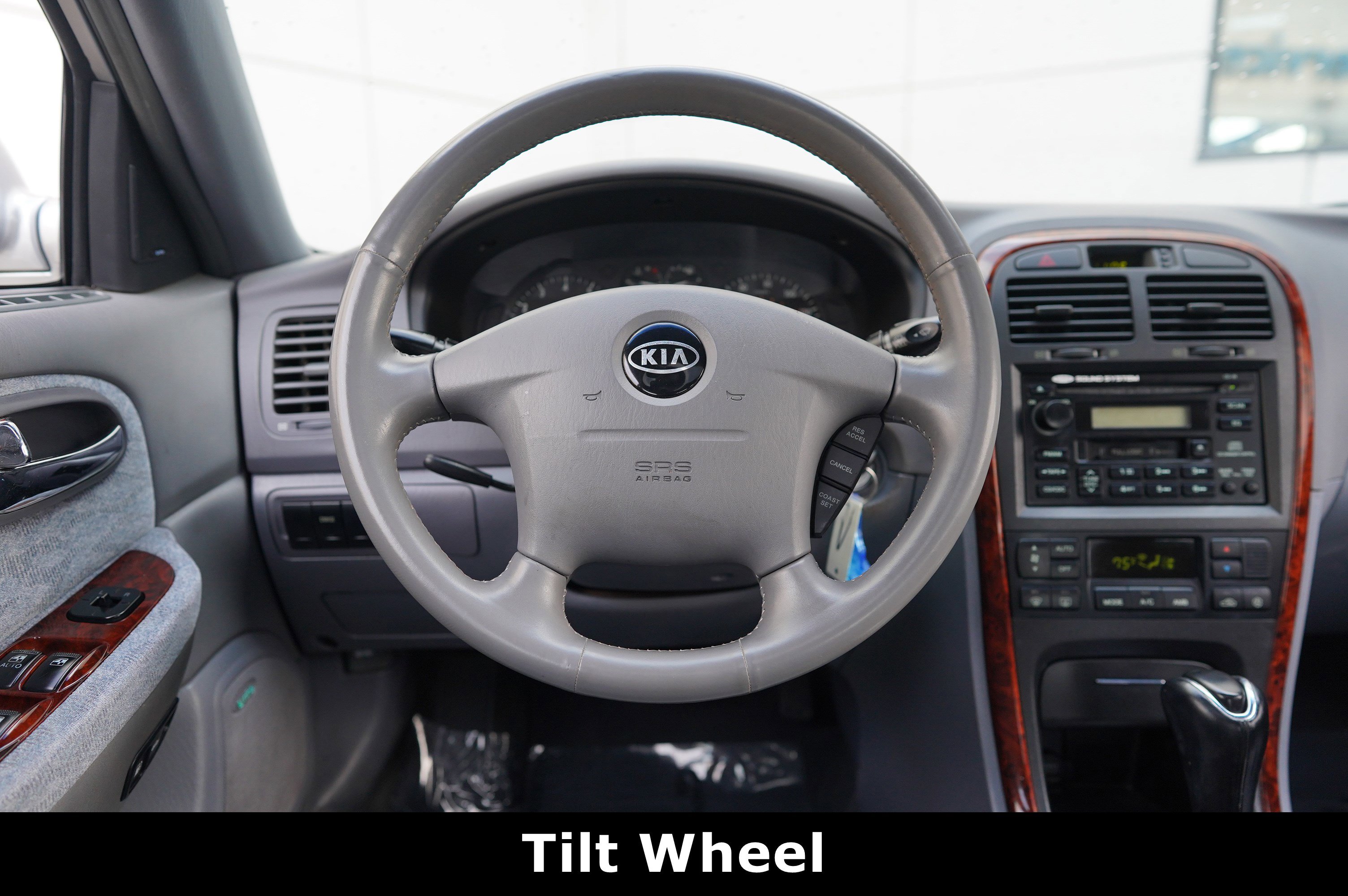 Used 2005 Kia Optima EX image 9