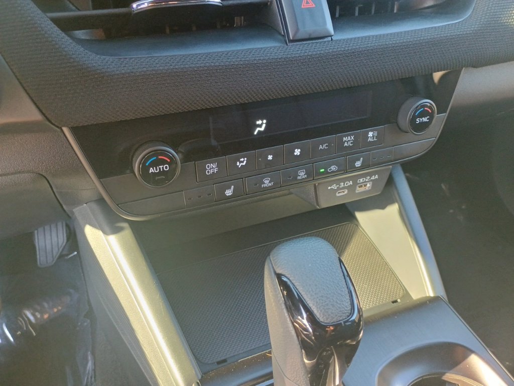 Certified 2026 Subaru Outback Premium AWD/4WD image 31
