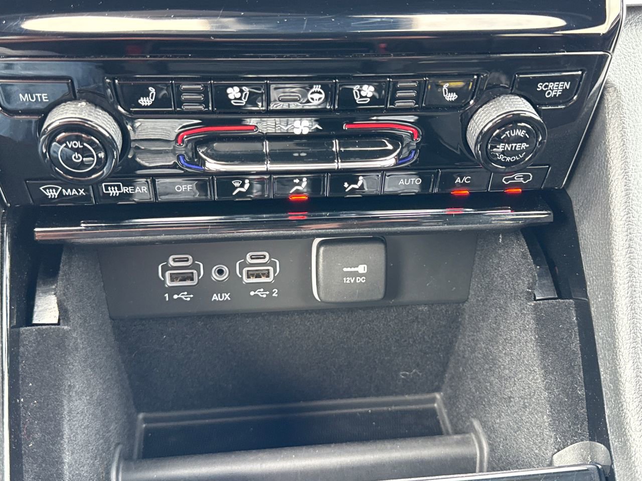 Used 2022 Jeep Grand Cherokee L Summit image 25