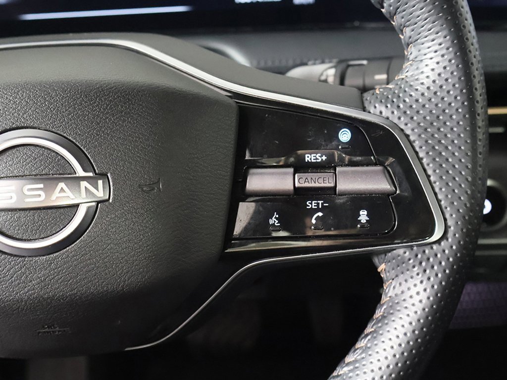 Used 2023 Nissan Ariya FWD image 38