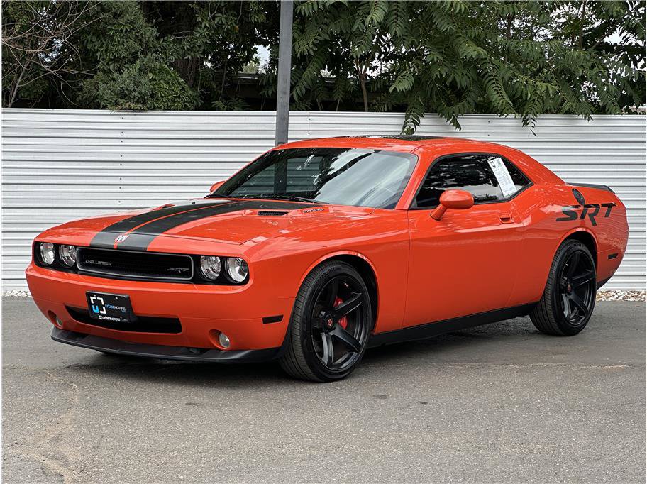 Used 2009 Dodge Challenger SRT8 w/ SRT Option Group II RWD image 6
