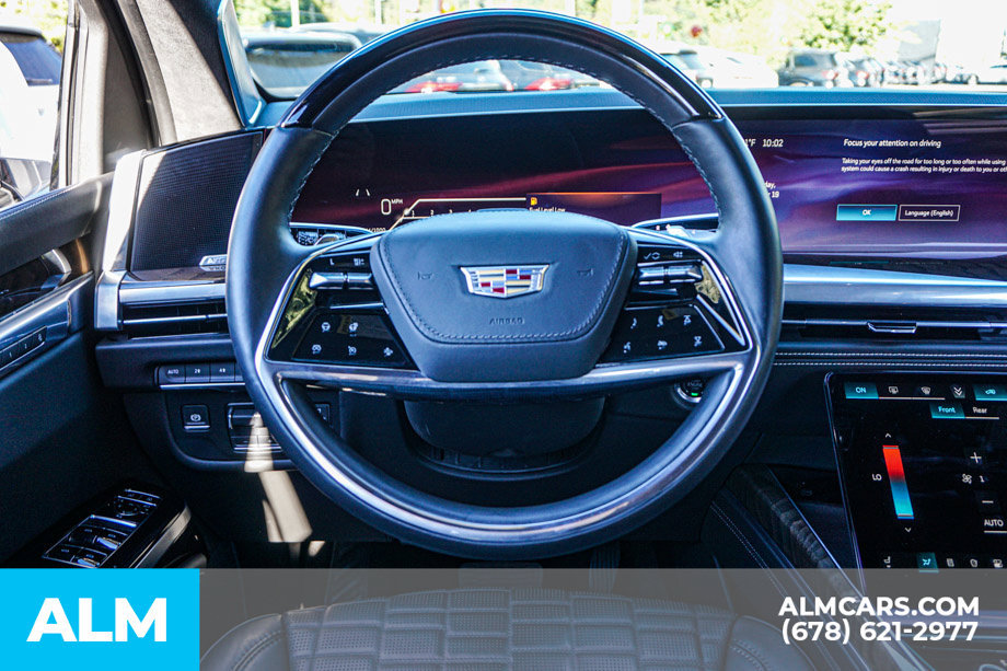 Used 2025 Cadillac Escalade ESV Sport Platinum AWD/4WD image 30