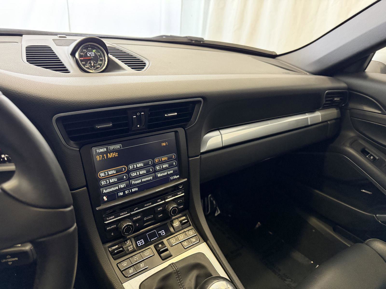 Used 2013 Porsche 911 Carrera image 17