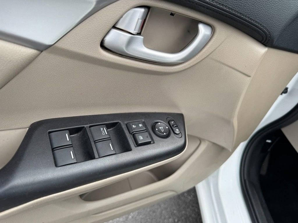 Used 2015 Honda Civic EX-L image 16