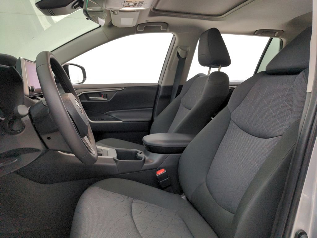 Used 2025 Toyota RAV4 XLE w/ Convenience Package AWD/4WD image 14