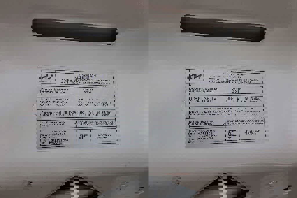 Certified 2023 Kia Niro EX Touring image 28