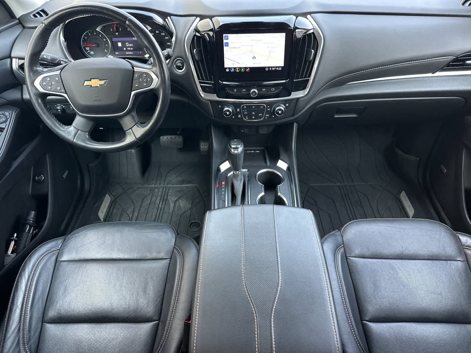 Used 2020 Chevrolet Traverse Premier w/ Redline Edition AWD/4WD image 3