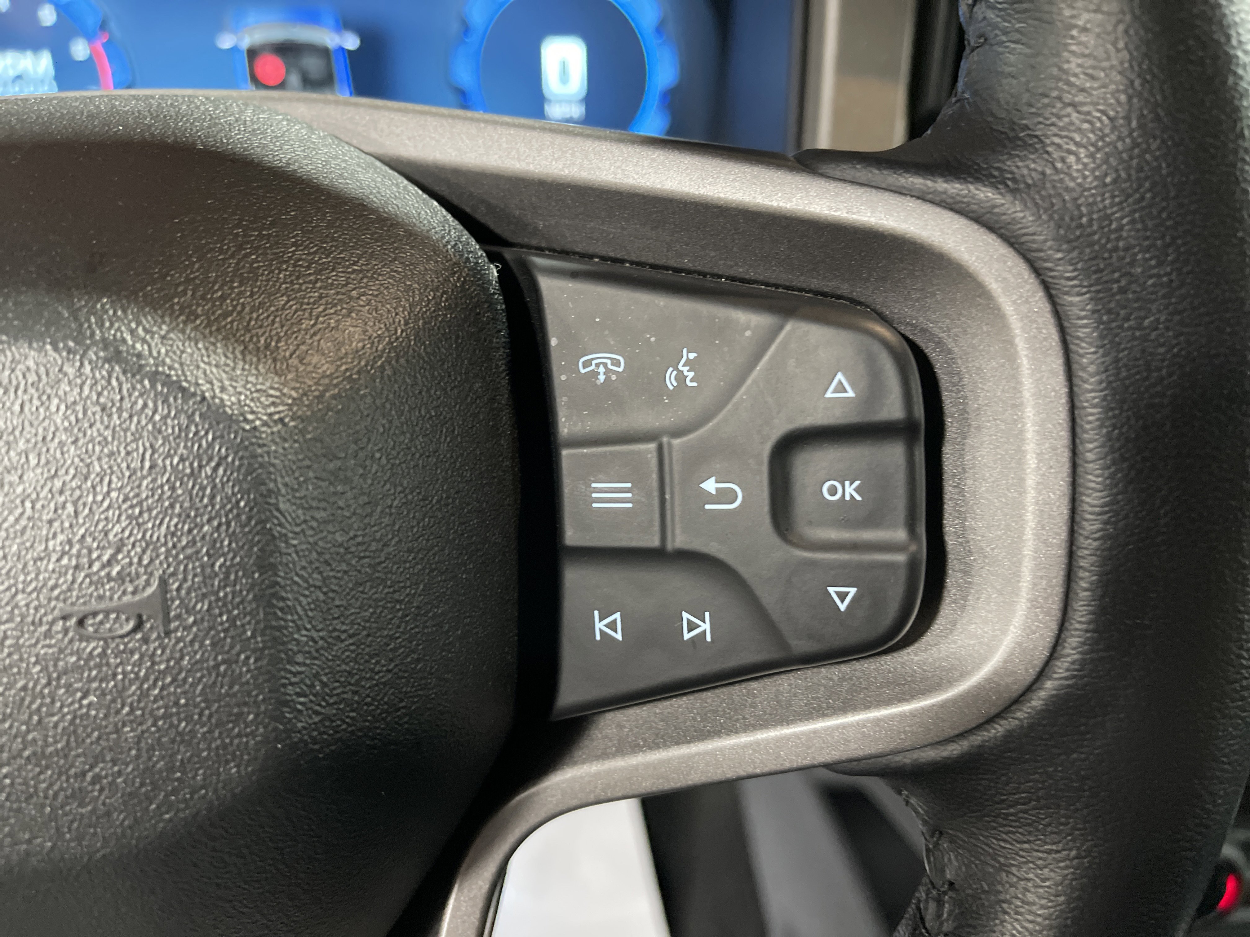 Used 2025 Ford Bronco Outer Banks image 18