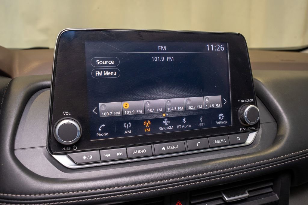 Used 2023 Nissan Rogue SV image 12