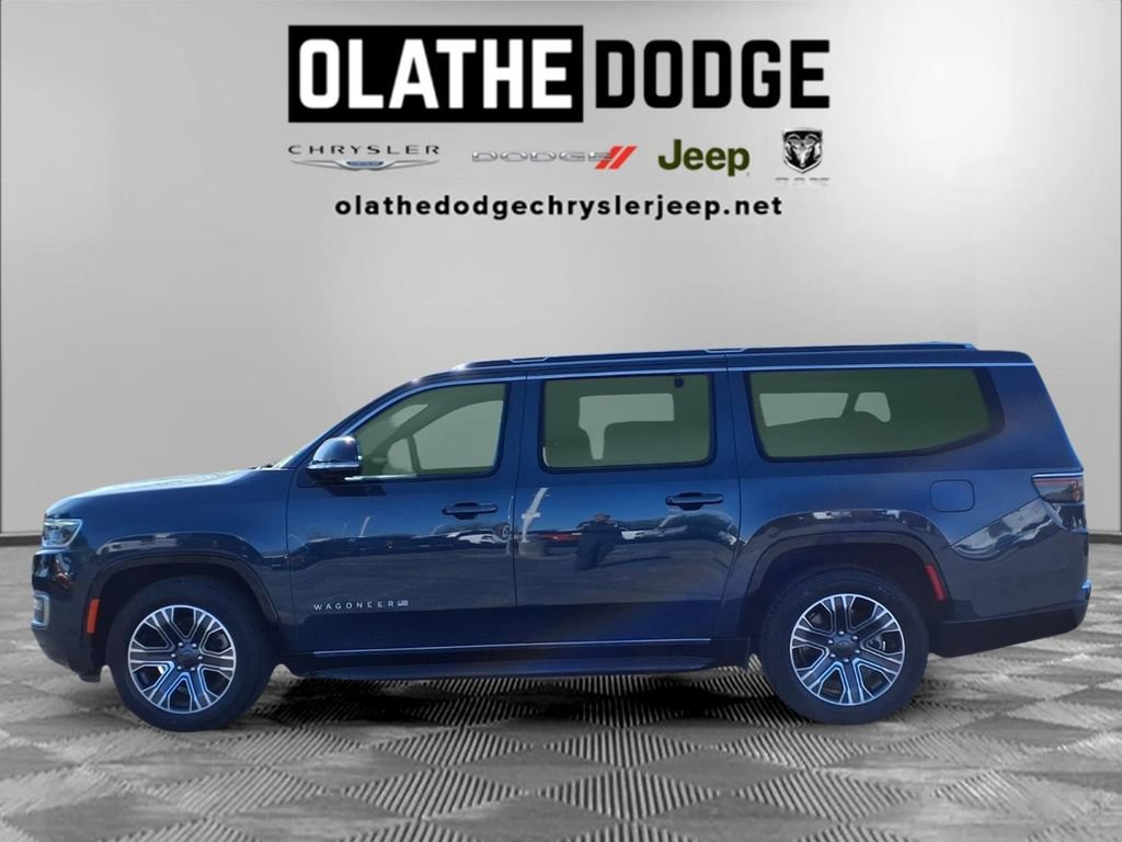 Used 2023 Jeep Wagoneer L Series II AWD/4WD image 20