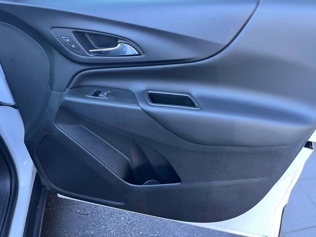 Used 2022 Chevrolet Equinox LT image 28