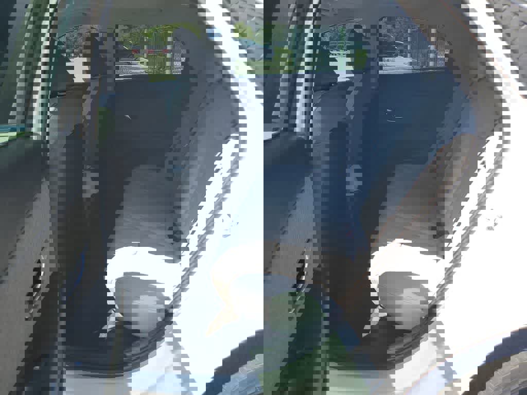 New 2026 Hyundai Elantra Limited image 11