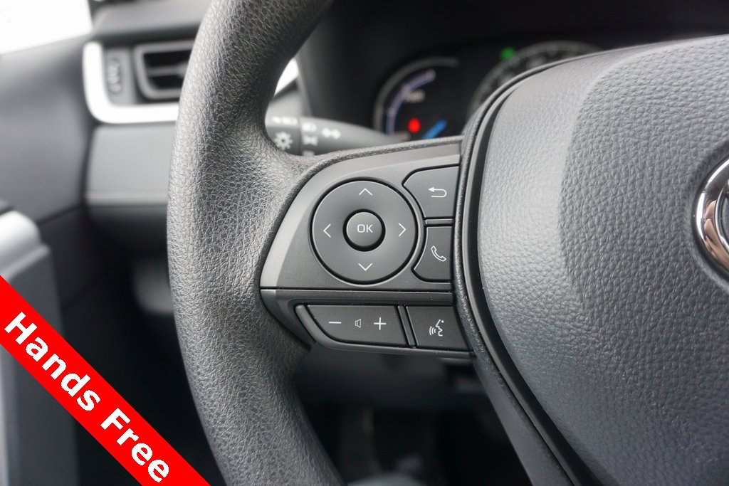 New 2025 Toyota RAV4 LE image 4