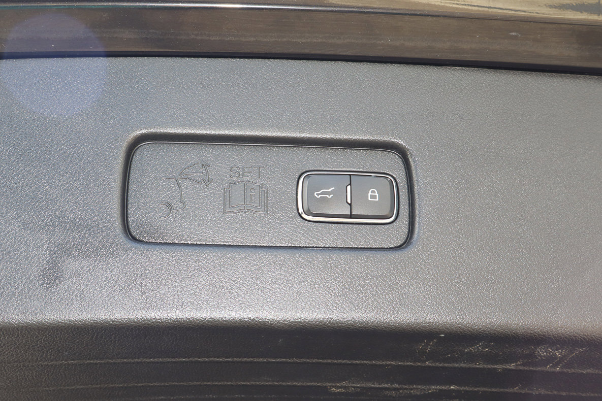 Used 2020 Lincoln Aviator Reserve w/ Equipment Group 201A image 19