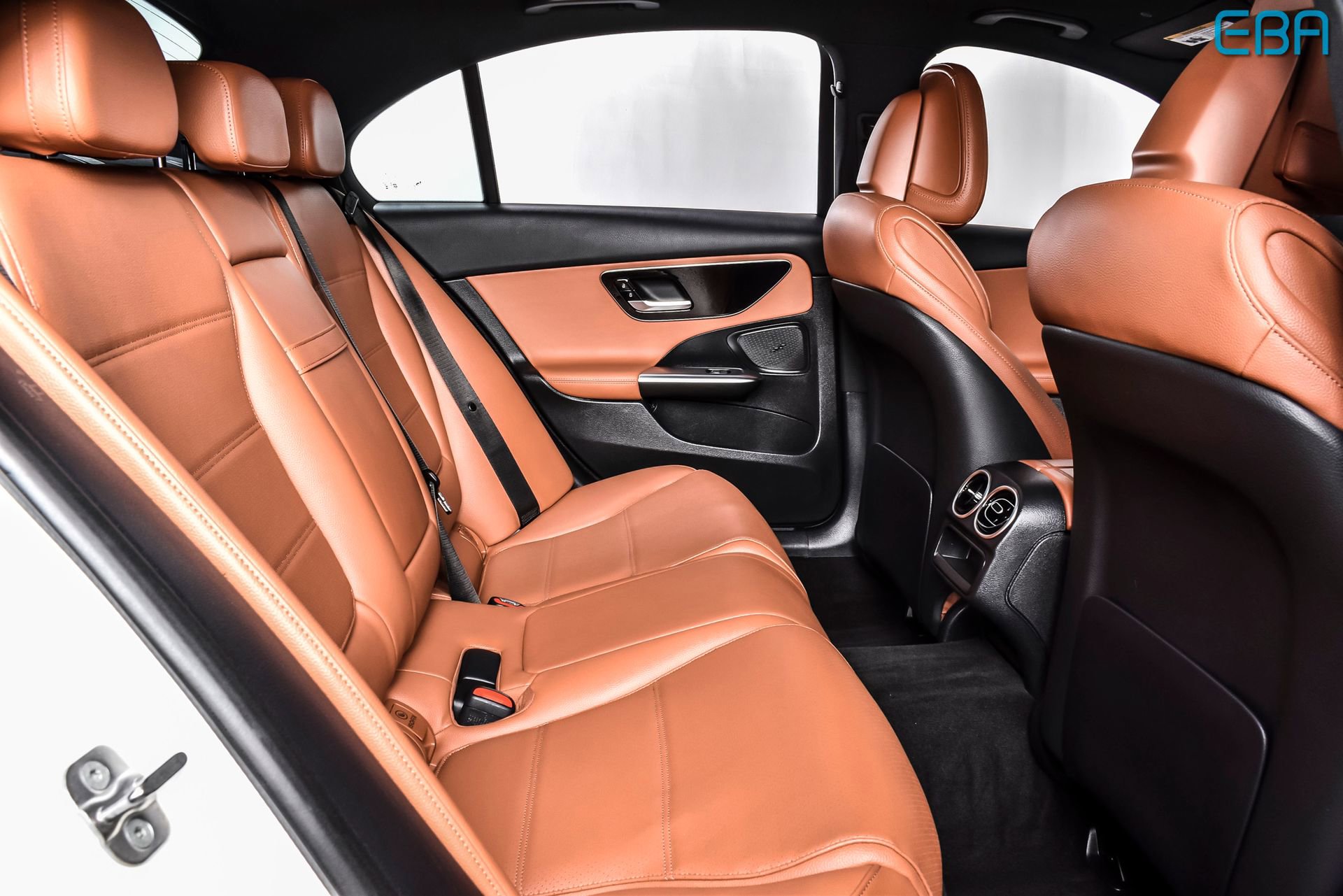 Used 2025 Mercedes-Benz C 300 4MATIC Sedan image 23