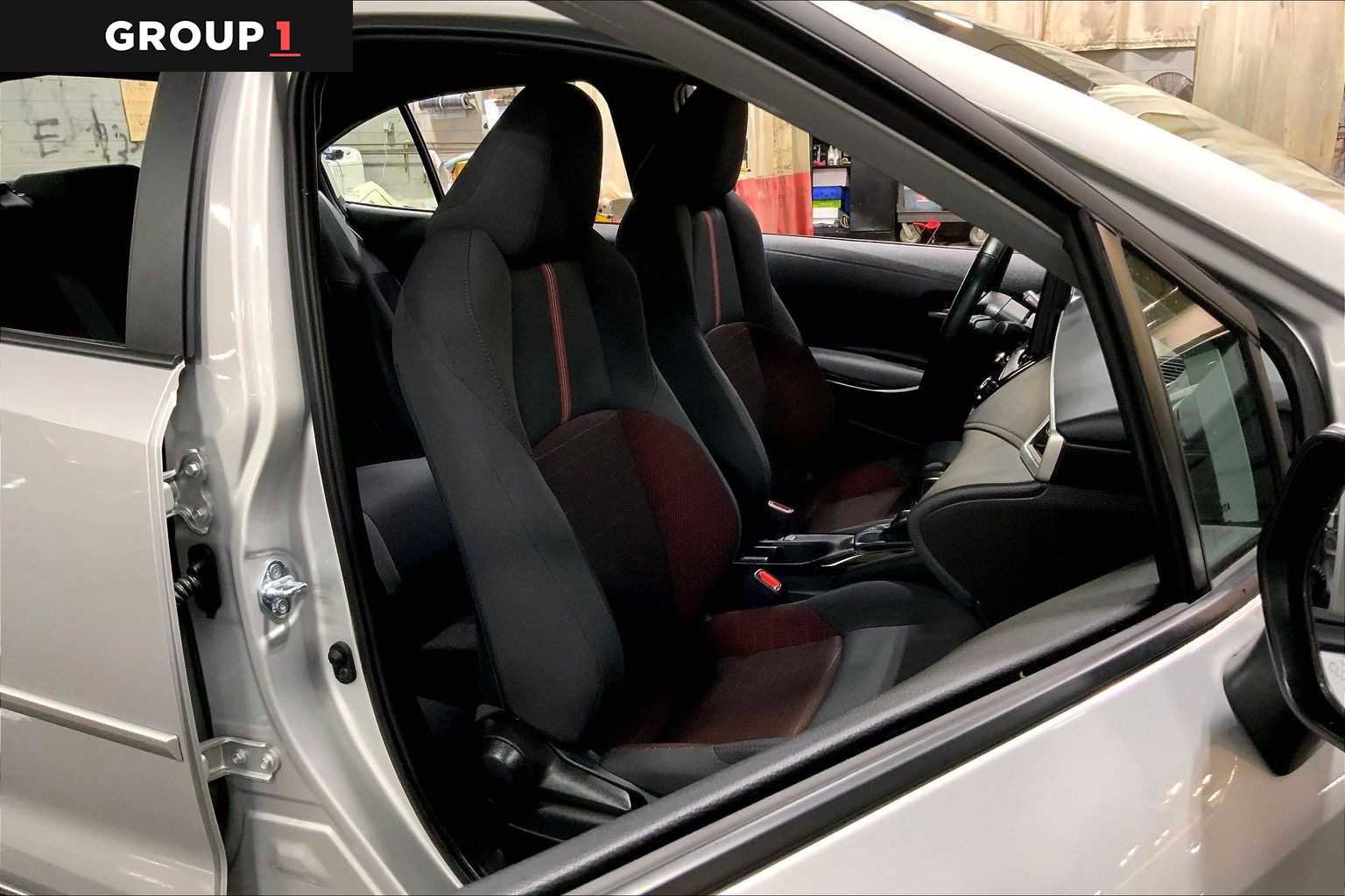 Certified 2025 Toyota Corolla SE image 8