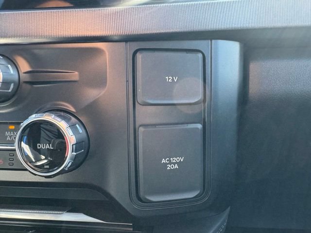 Used 2026 Ford F250 Platinum AWD/4WD image 33