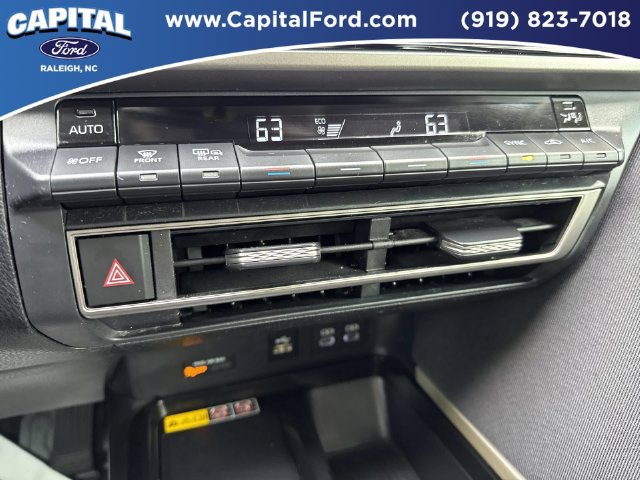 Used 2025 Toyota Camry LE FWD image 29