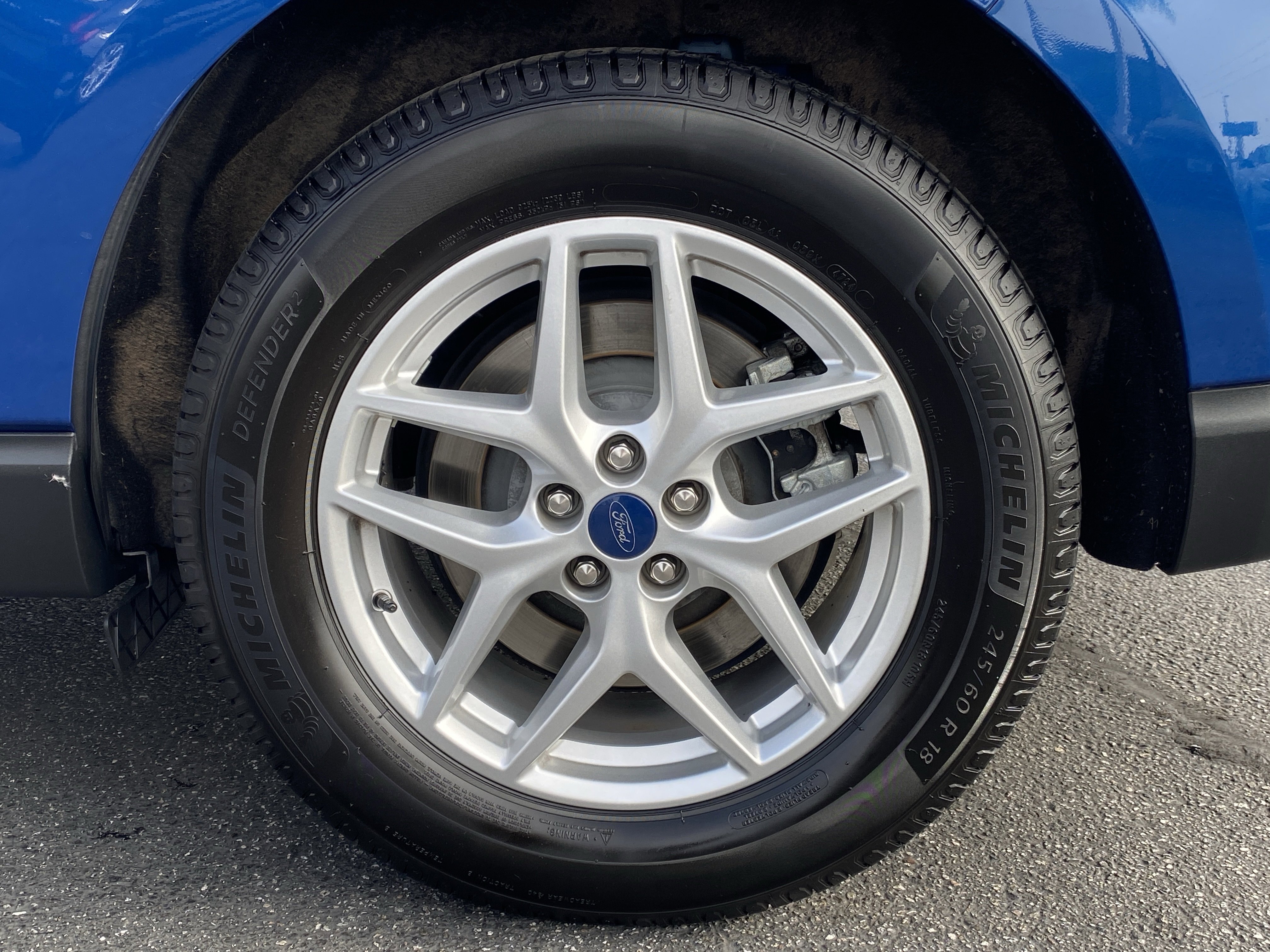 Used 2024 Ford Edge SEL image 7