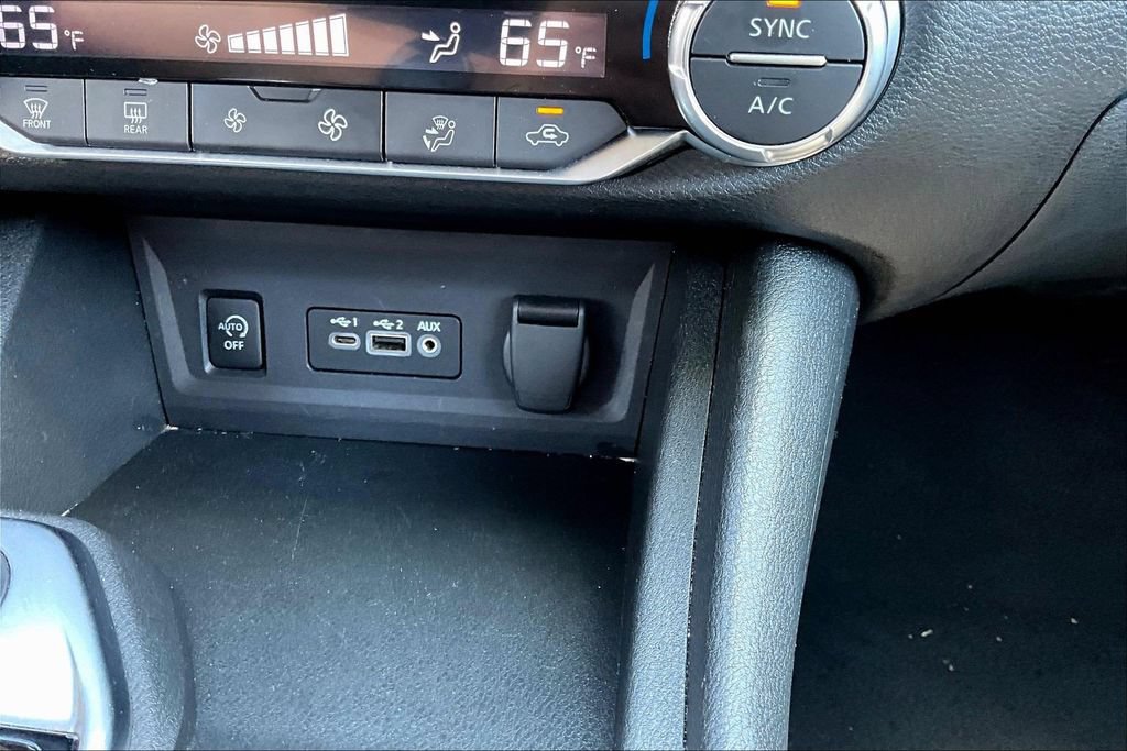 Certified 2024 Nissan Sentra SV w/ All-Weather Package FWD image 16