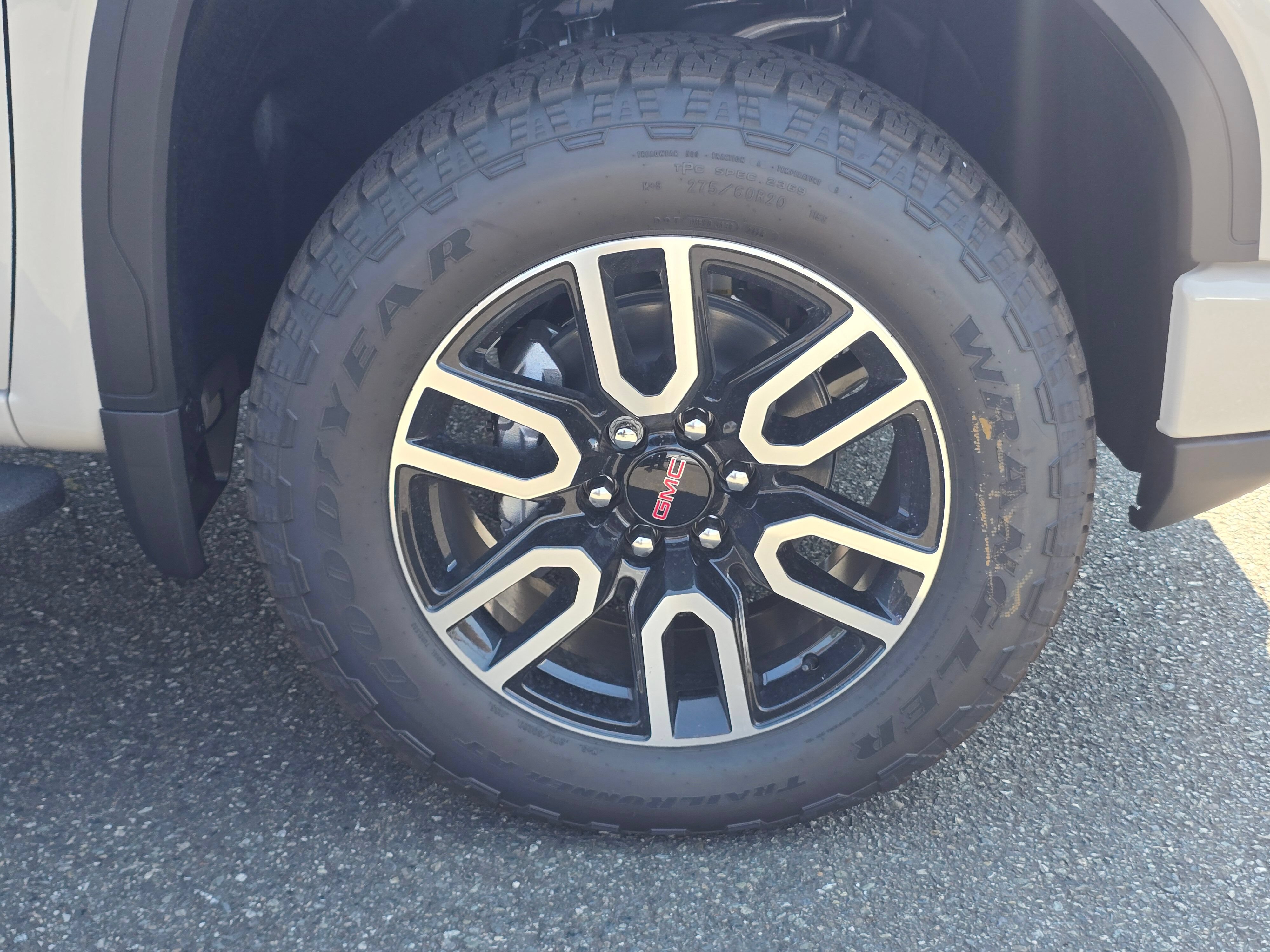 New 2026 GMC Sierra 1500 AT4 AWD/4WD image 9