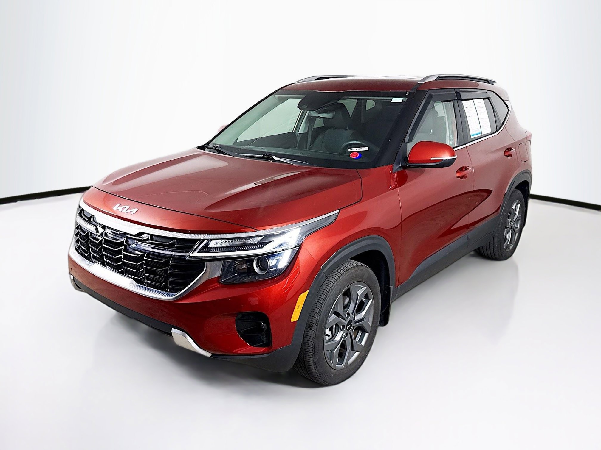 Used 2024 Kia Seltos S FWD image 4