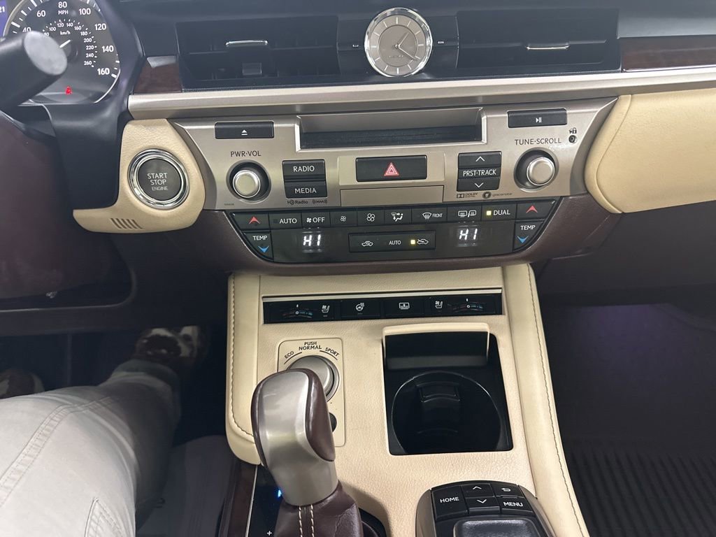 Used 2017 Lexus ES 350 image 41