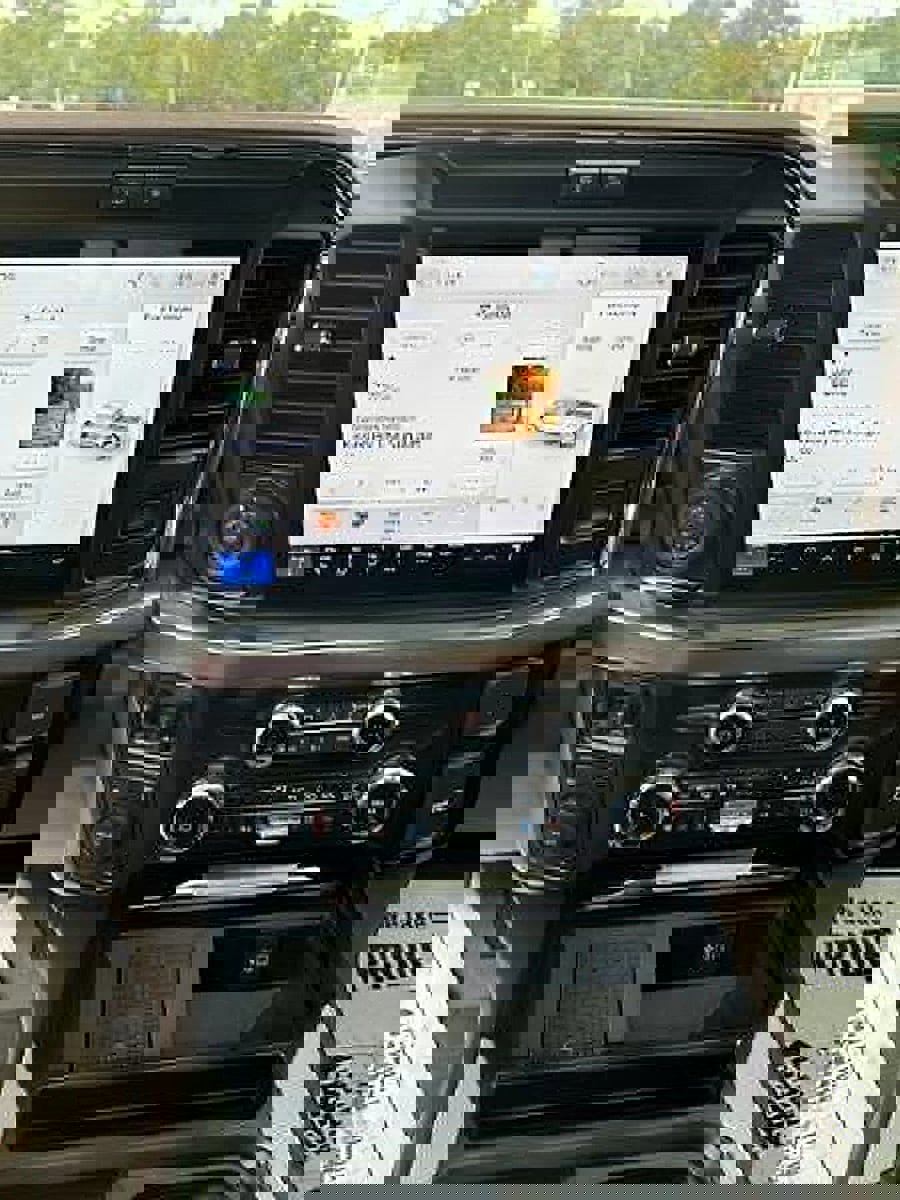 New 2025 Ford F250 King Ranch w/ Chrome Package image 26