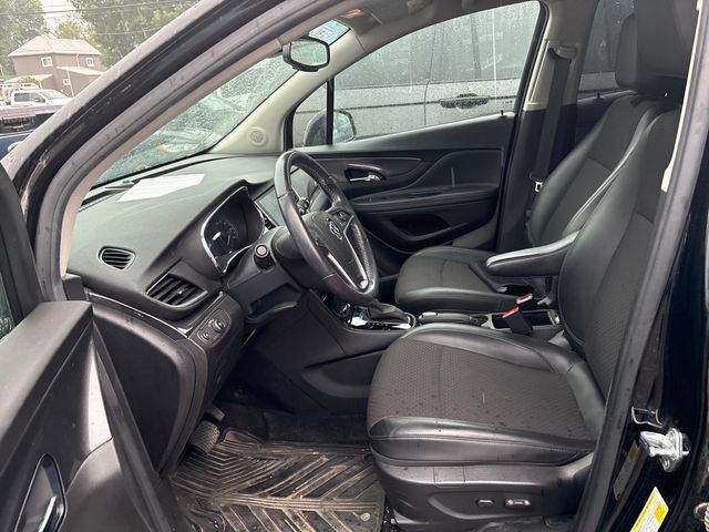 Used 2021 Buick Encore Preferred w/ Safety Package II AWD/4WD image 7