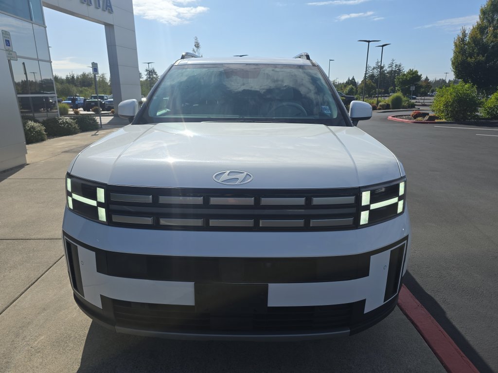 Used 2025 Hyundai Santa Fe SEL FWD image 7