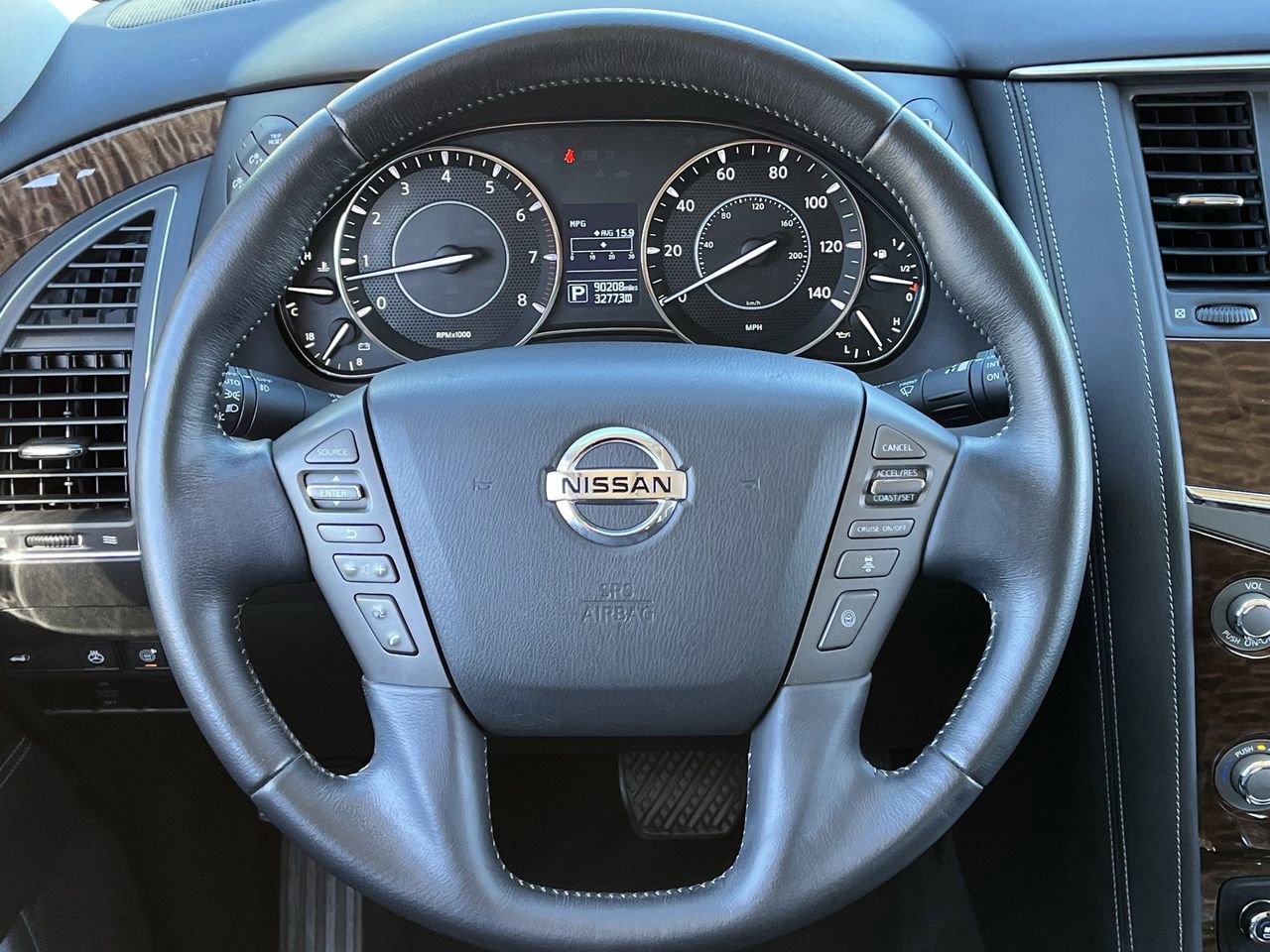 Used 2020 Nissan Armada Platinum w/ Captain's Chairs Package RWD image 11