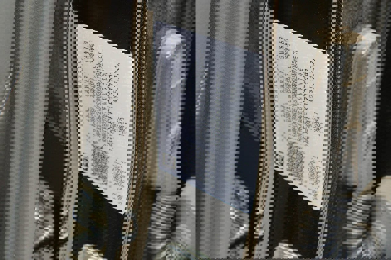 Used 2024 GMC Canyon Elevation w/ Convenience Package image 29