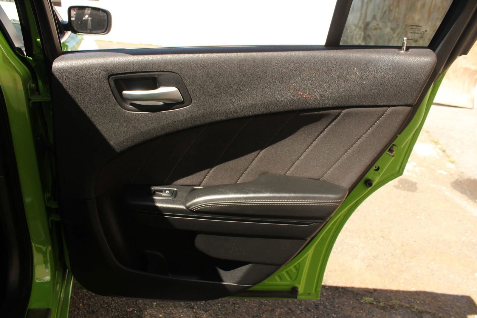 Used 2017 Dodge Charger R/T w/ Blacktop Package image 18