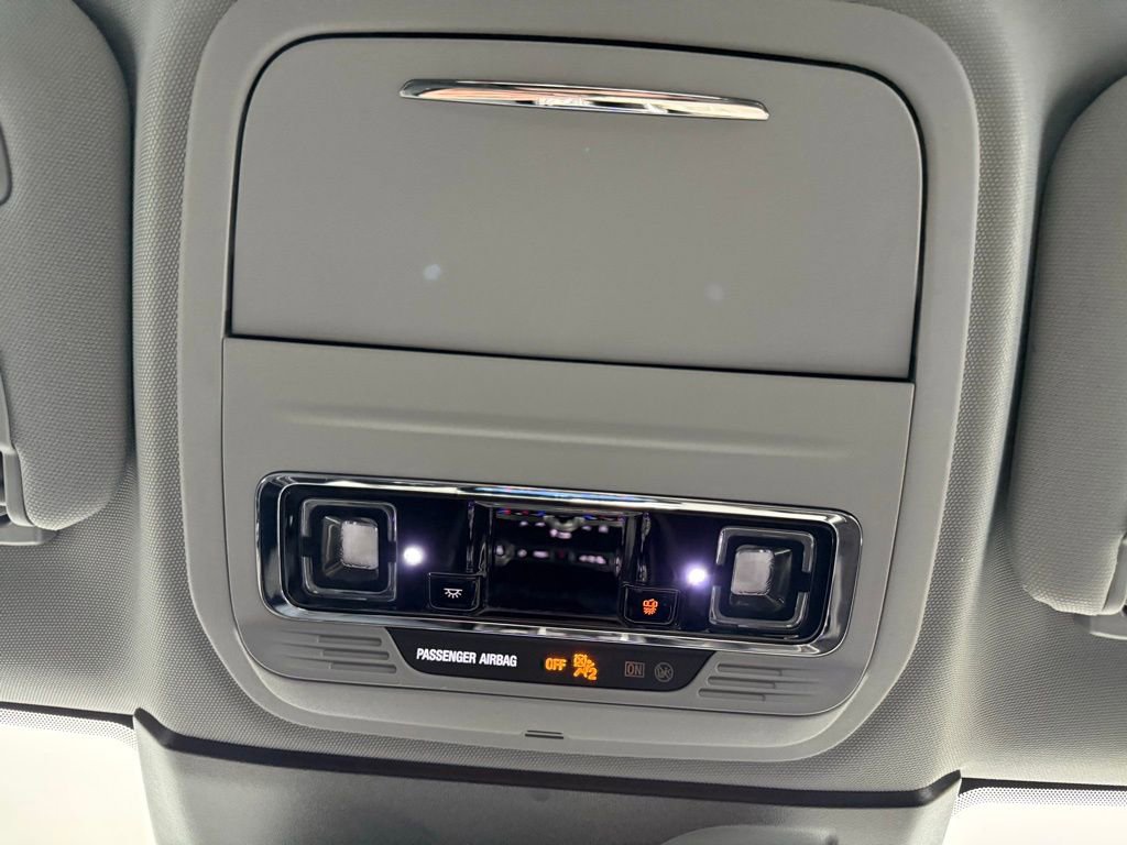 Used 2022 Lincoln Corsair AWD w/ Equipment Group 101A image 39