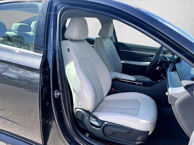 Used 2025 Hyundai Sonata SEL FWD image 9