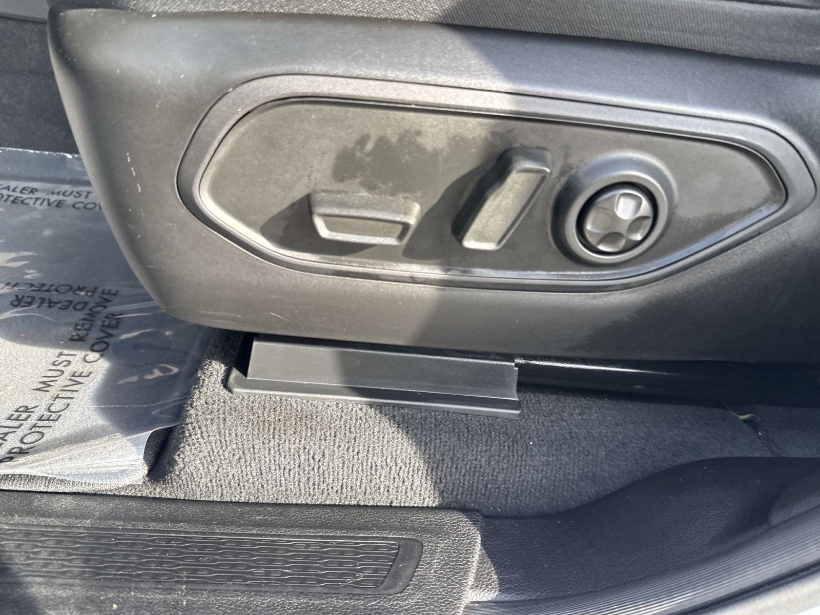 Used 2023 Jeep Grand Cherokee L Limited image 12