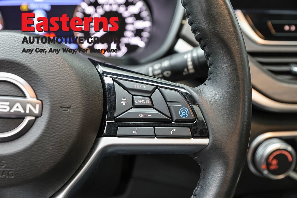Used 2023 Nissan Altima 2.5 SV w/ SV Premium Package FWD image 15