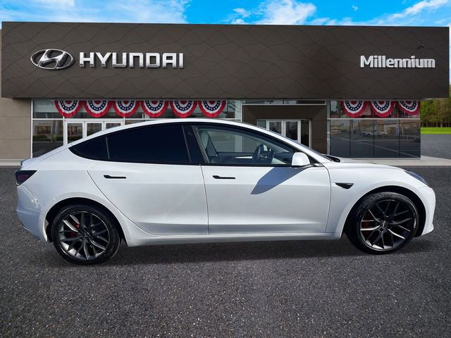 Used 2022 Tesla Model 3 Performance image 4