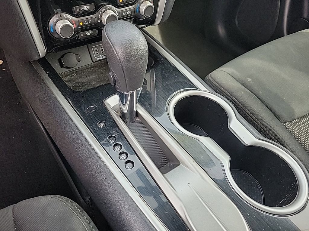 Used 2018 Nissan Pathfinder S FWD image 15