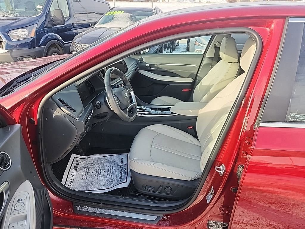 Certified 2023 Hyundai Sonata Limited w/ Cargo Package image 11