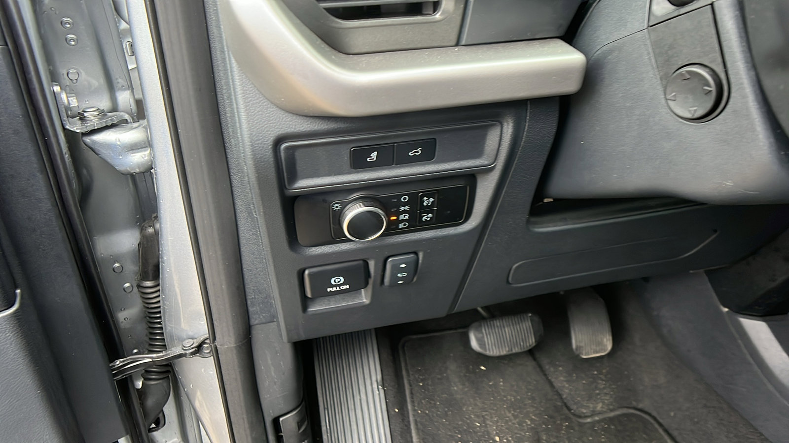 Used 2024 Ford Expedition Max XLT image 29