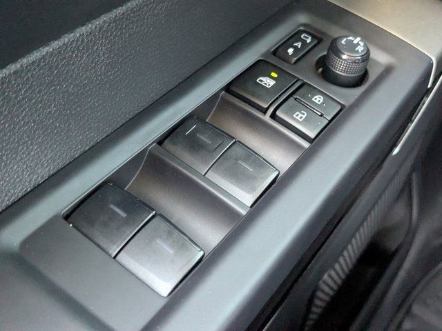 Used 2024 Toyota Tundra Limited image 24