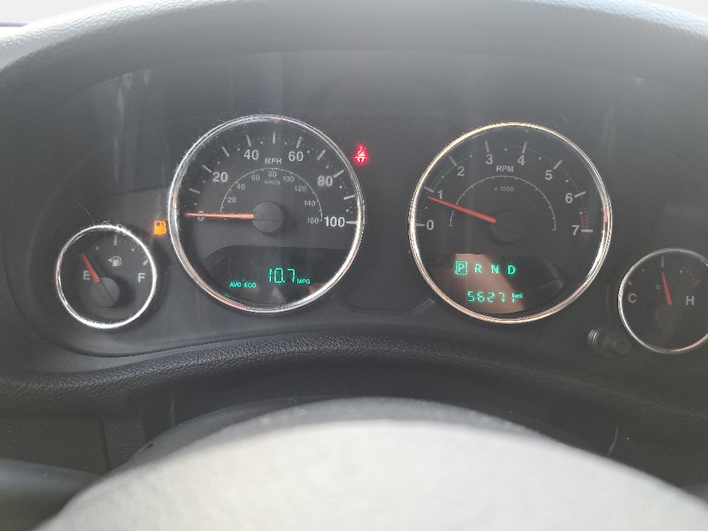 Used 2017 Jeep Wrangler Unlimited Sahara AWD/4WD image 18