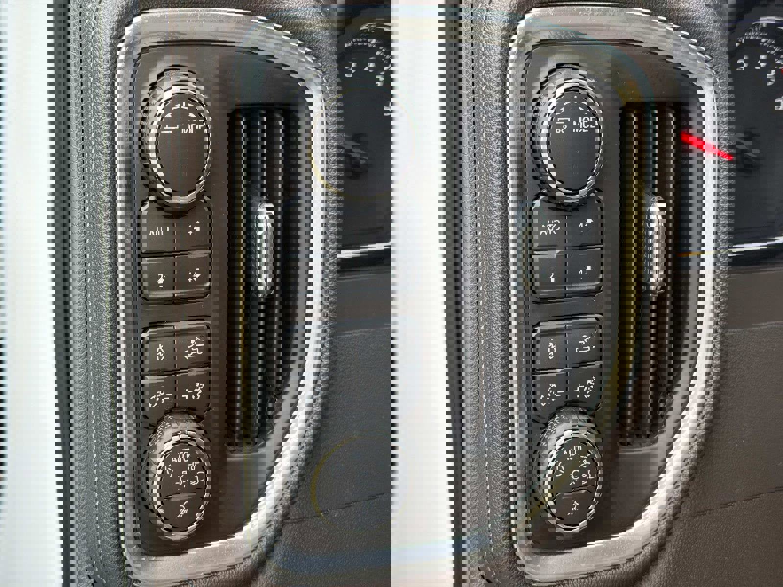 Certified 2021 Chevrolet Silverado 1500 LTZ image 6