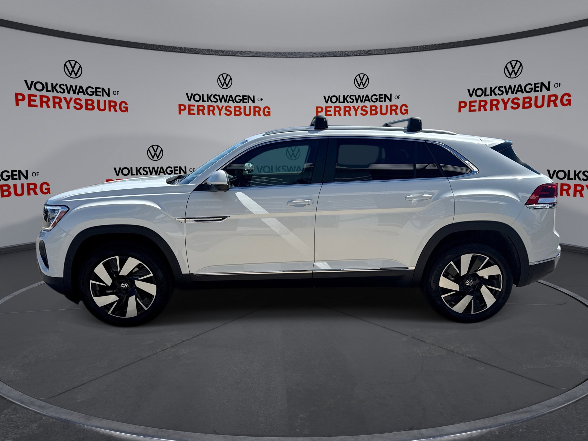 New 2026 Volkswagen Atlas Cross Sport SEL image 5