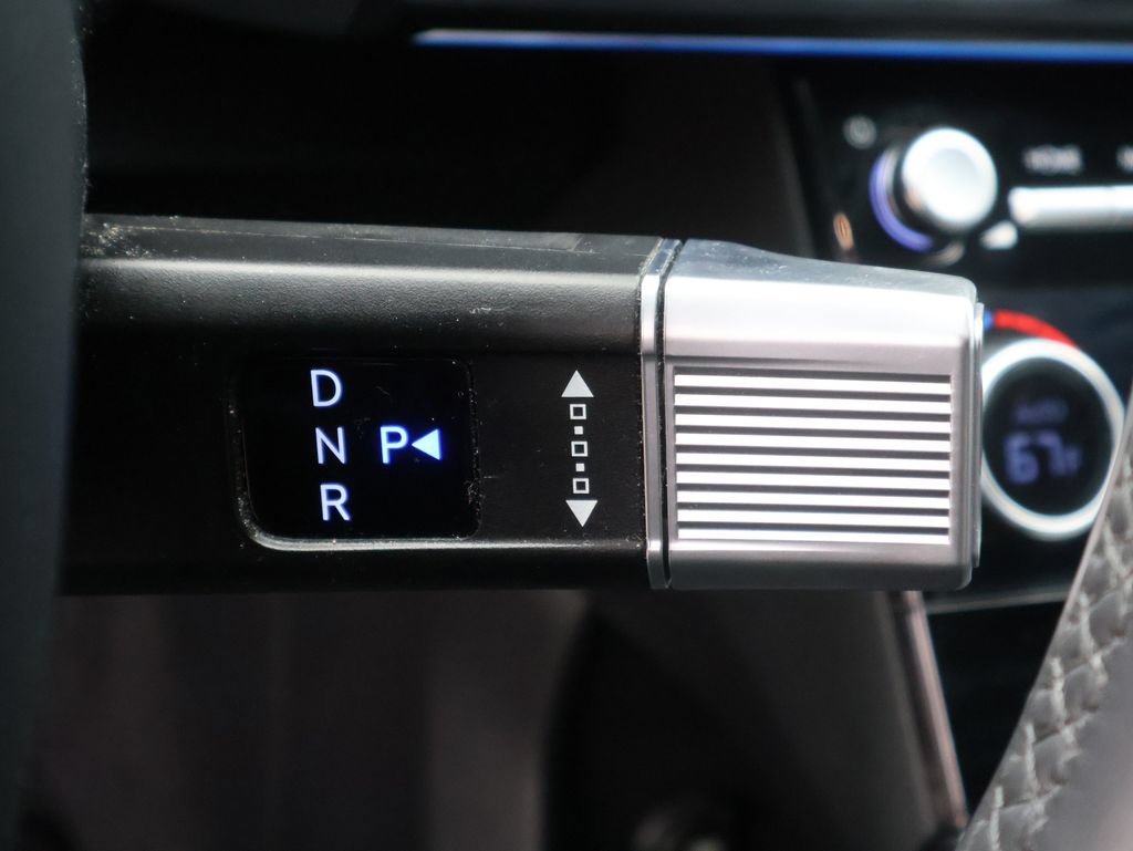 Used 2025 Hyundai Santa Fe Calligraphy FWD image 33